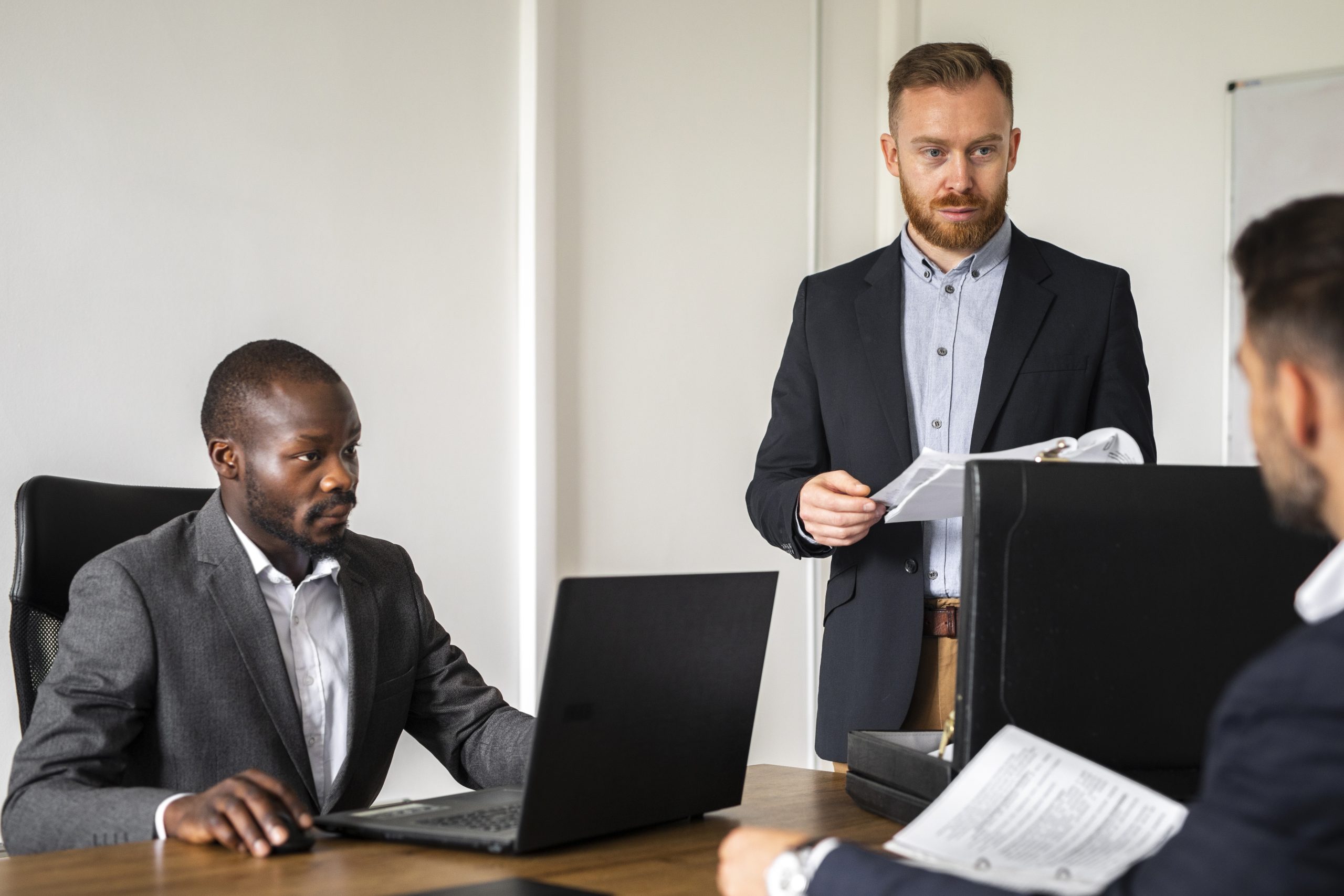 professional-men-discussing-ideas